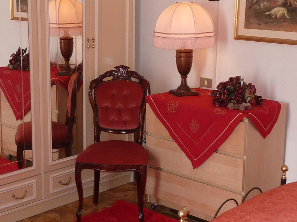 Primettahouse Hotel San Gimignano Phòng bức ảnh